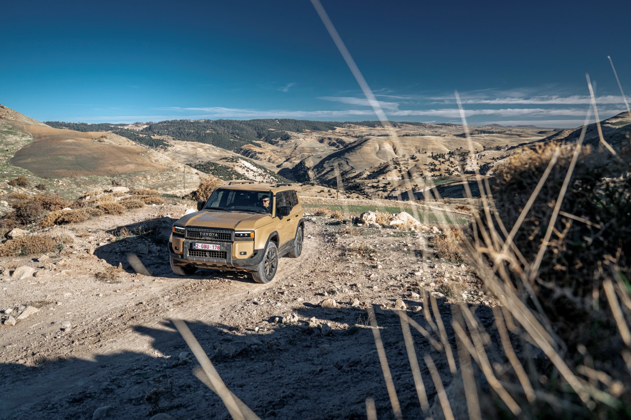 2024 New Landcruiser 250 Sand Dynamics 015