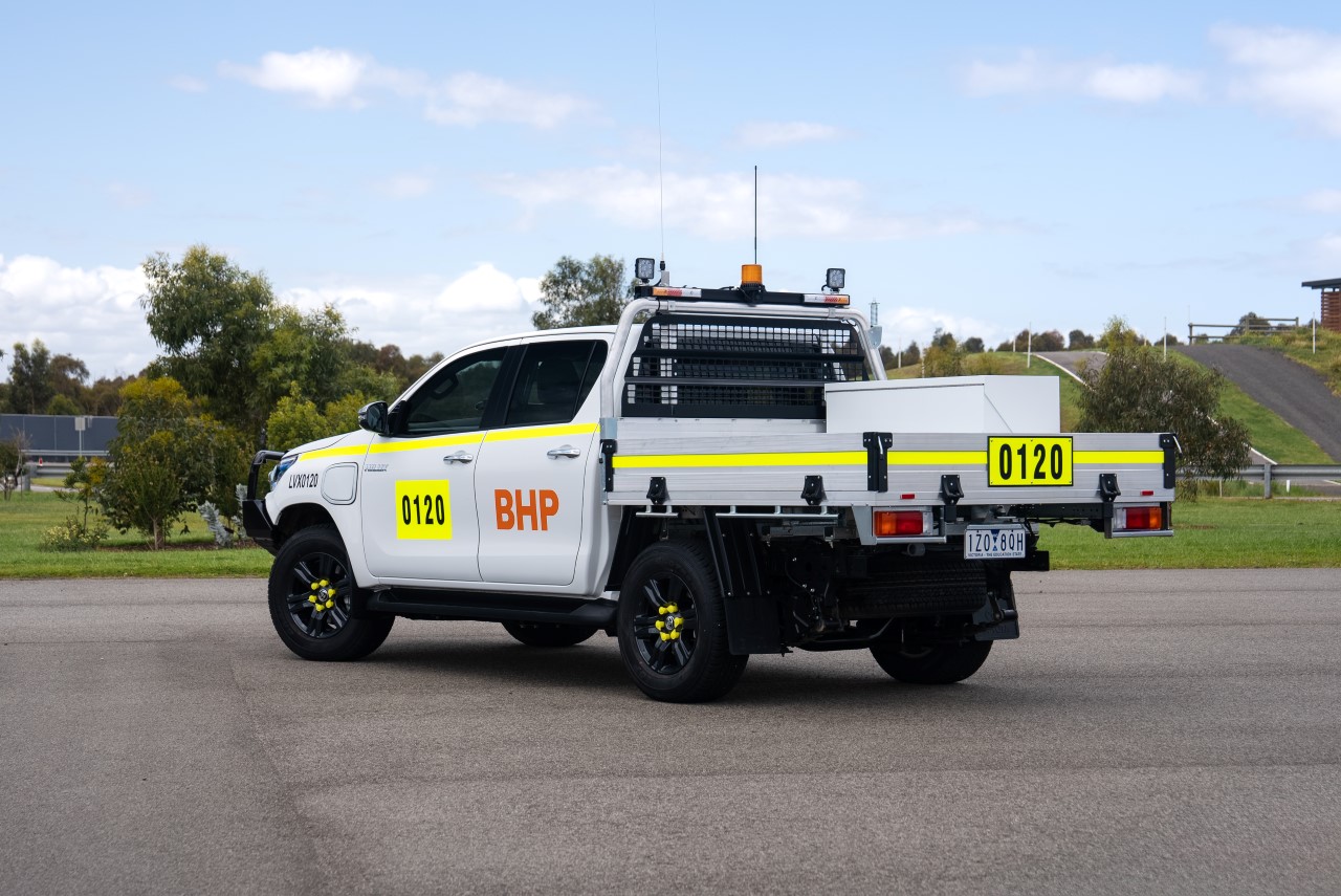 Battery Electric Hilux double cab 8034