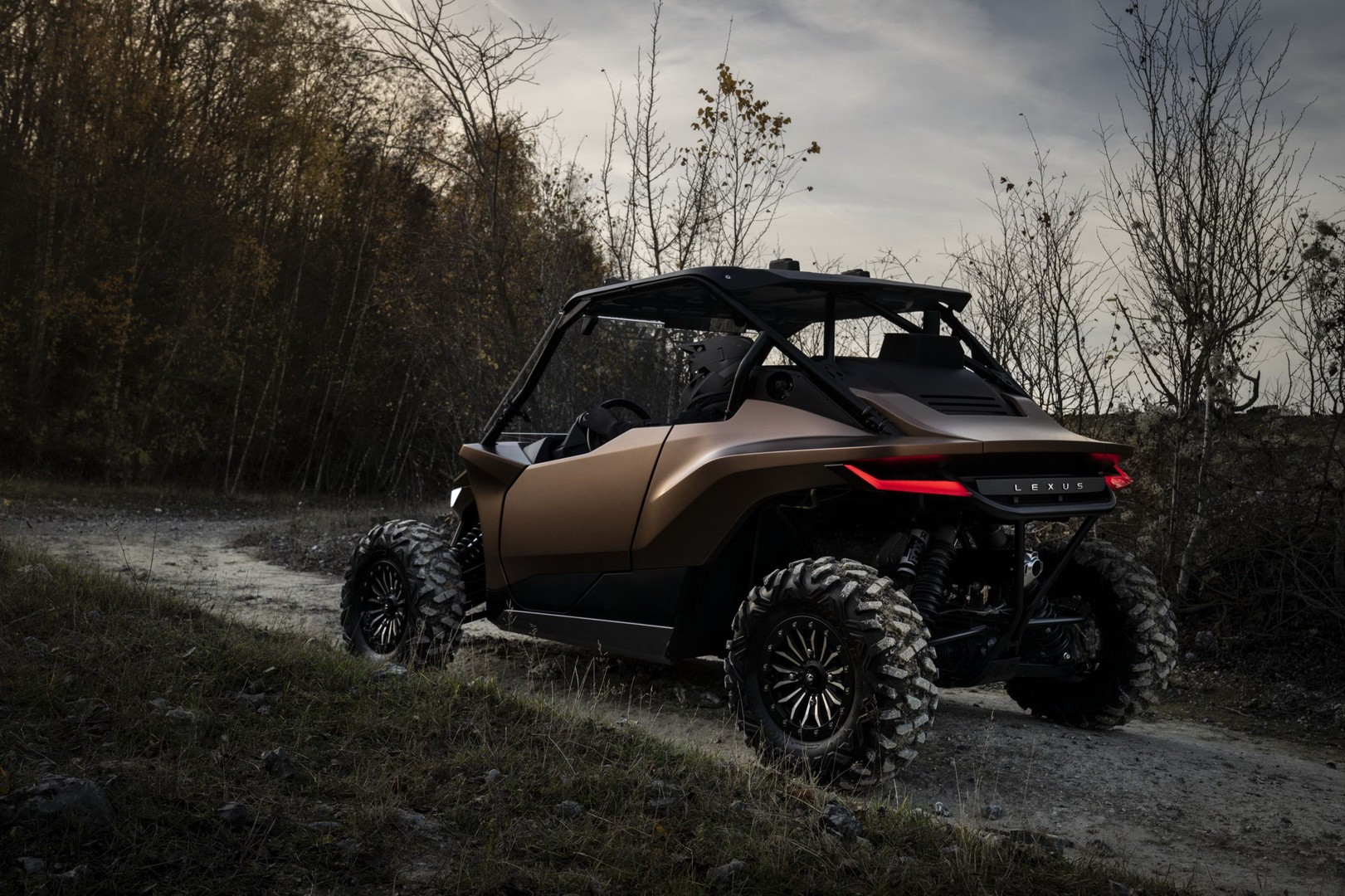 lexus unveils rov concept a hydrogen powered off roader keen for jurassic world action 17