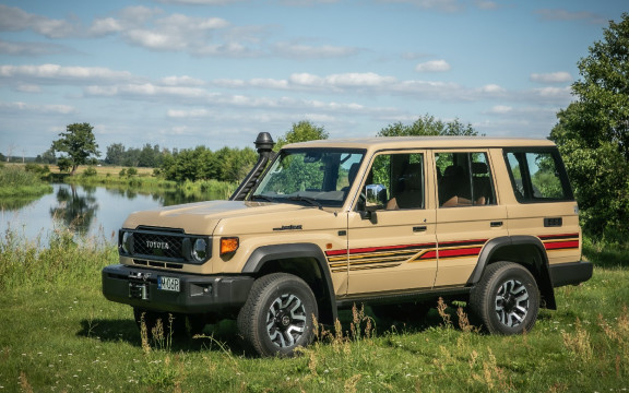 Land Cruiser GRJ65 